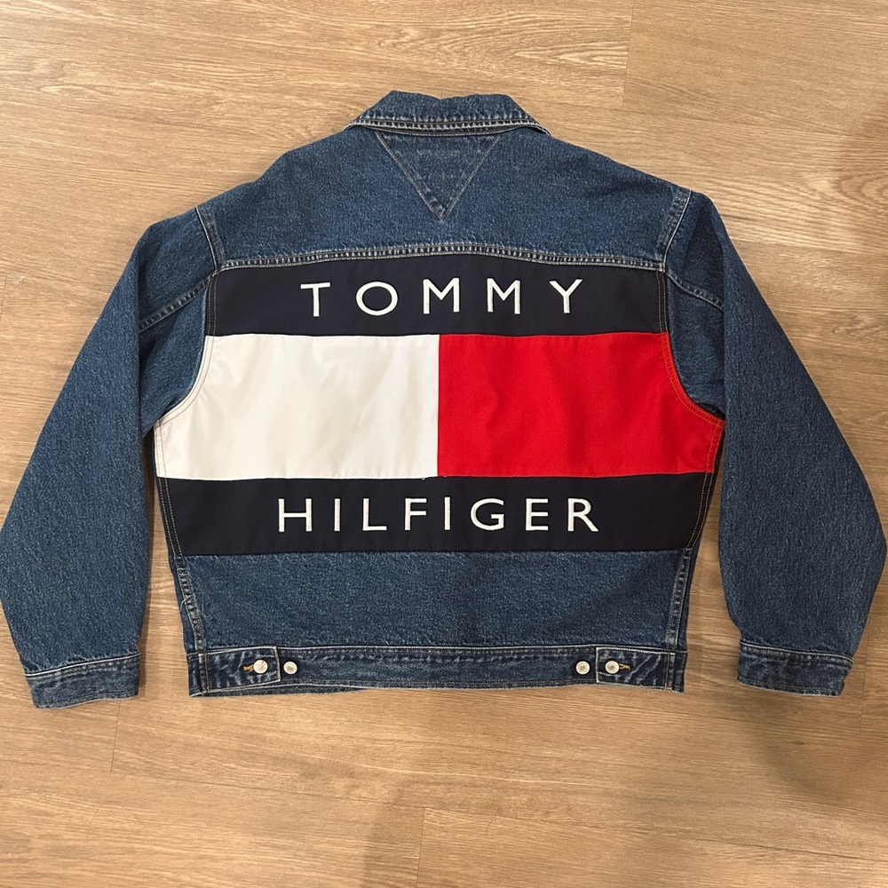 Vintage 90s Tommy Hilfiger Trucker Large Flag Denim Jacket Size XL